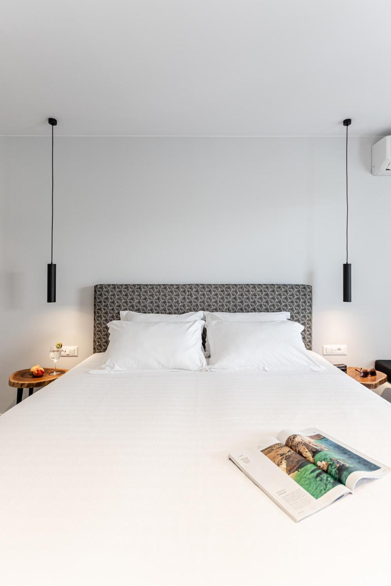 Lianos Village Hotel 3*